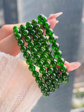 Load and play video in Gallery viewer, Ultra Collector&#39;s Diopside Bracelet
