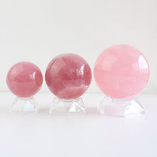 Load image into Gallery viewer, Acrylic Sphere Stand
