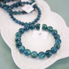 Load image into Gallery viewer, Ultra Collector&#39;s Emerald Kyanite Bracelet
