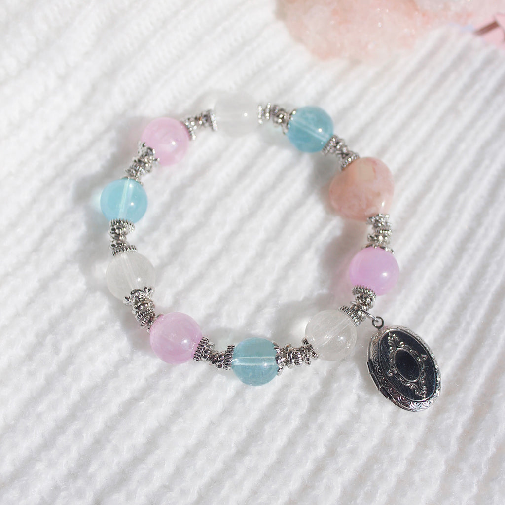 Love is in the Air Bracelet