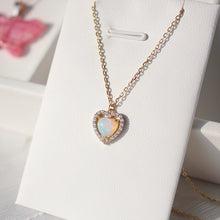 Load image into Gallery viewer, Ethiopian Opal Amouré Necklace
