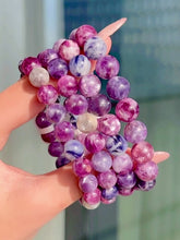 Load and play video in Gallery viewer, Rainbow Emerald Mica Bracelet
