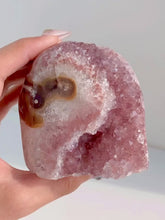 Load and play video in Gallery viewer, Pink Amethyst Geode 228PA
